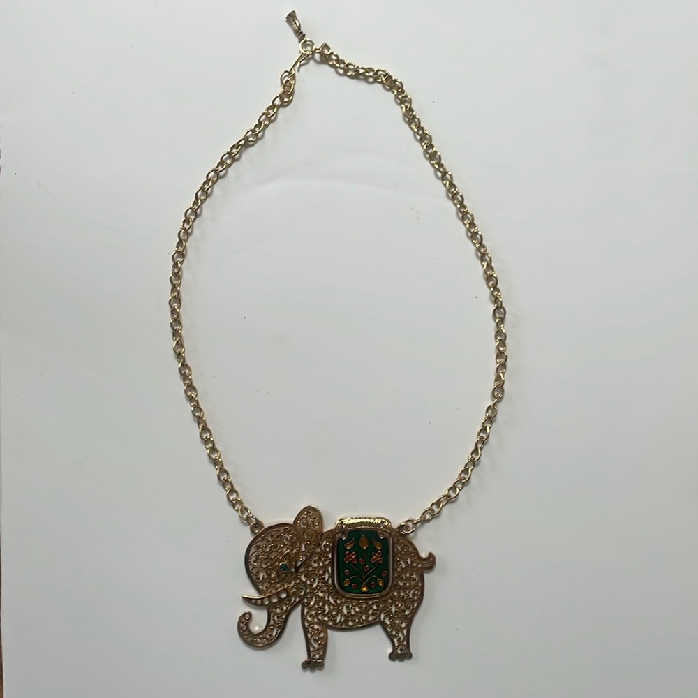 VTG Filigree Gold Tone Necklace Large Elephant - Picture 2 of 8